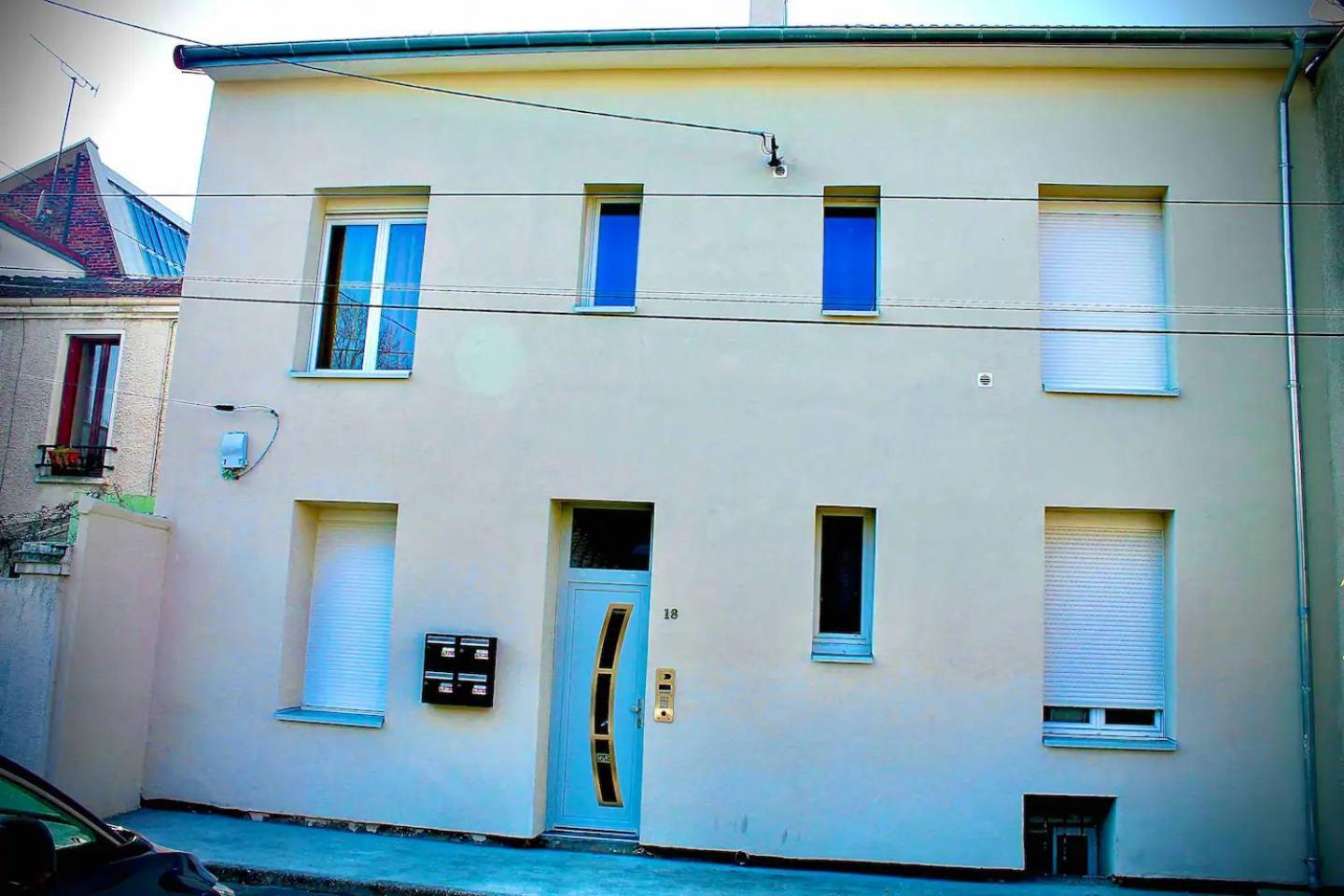 Gheddachi Apartment Gentilly Exterior photo